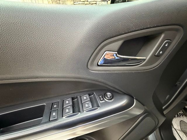 2022 Chevrolet Colorado LT - Photo 25