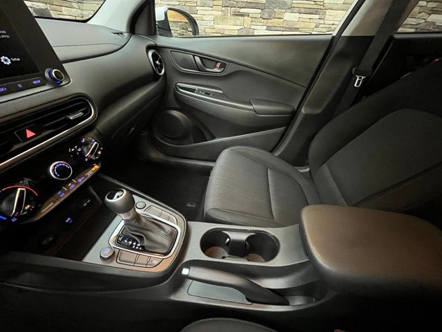 2023 Hyundai Kona SEL - Photo 29