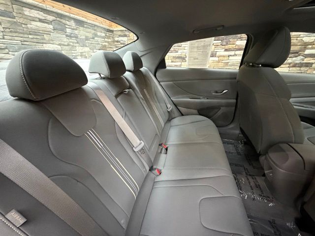 2024 Hyundai Elantra SEL - Photo 33