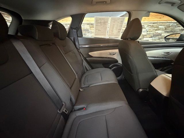 2024 Hyundai Tucson SE - Photo 32