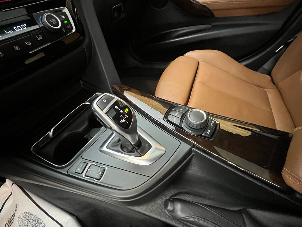 2016 BMW 3 Series 328i - Photo 35