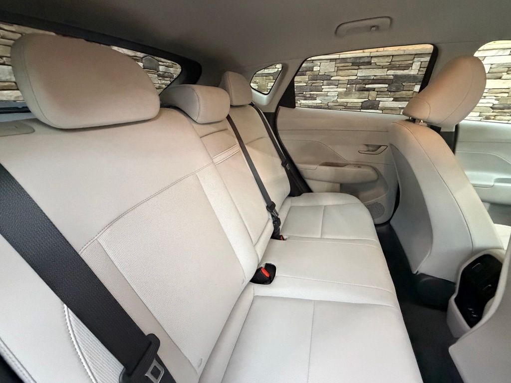 2024 Hyundai Kona SEL - Photo 48