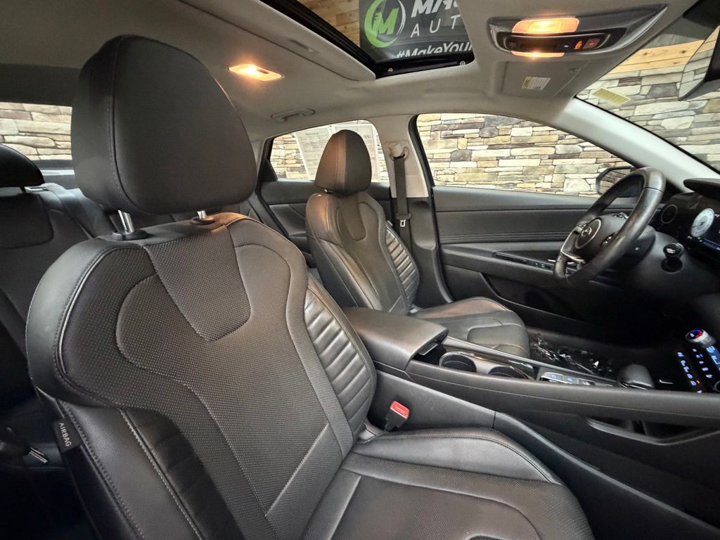 2023 Hyundai Elantra Limited - Photo 39