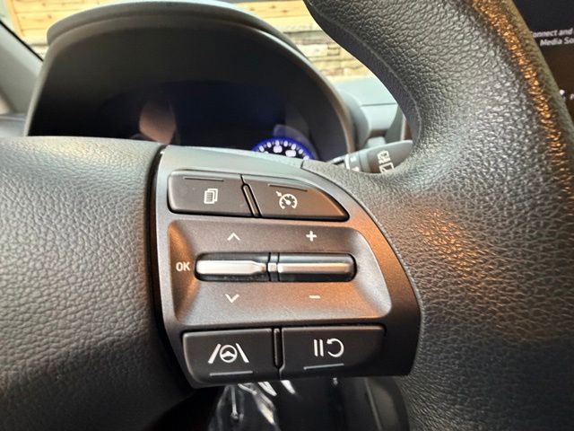 2023 Hyundai Kona SEL - Photo 23