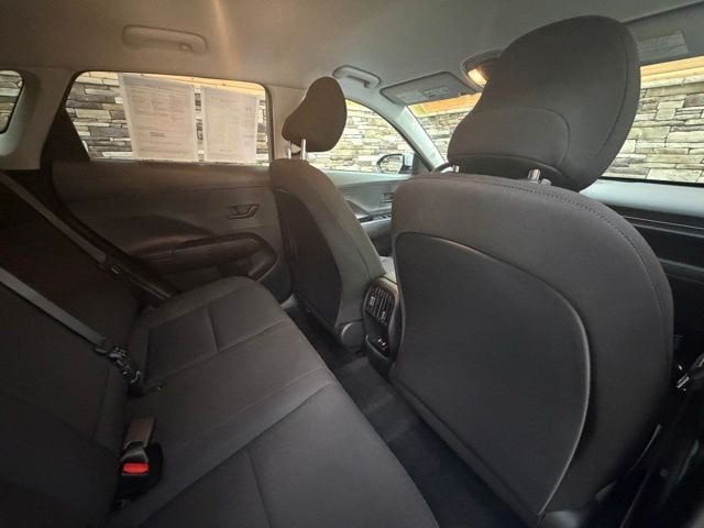 2024 Hyundai Kona SEL - Photo 32