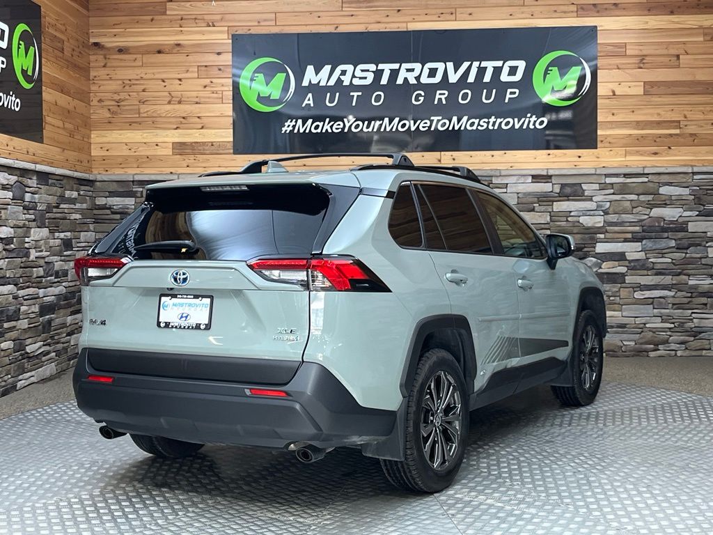 2023 Toyota RAV4 XLE Premium - Photo 20