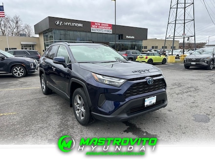 2022 Toyota RAV4 Hybrid XLE SUV