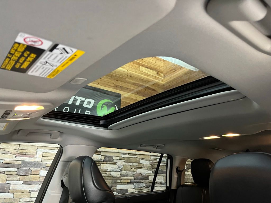 2023 Toyota Highlander XLE - Photo 31