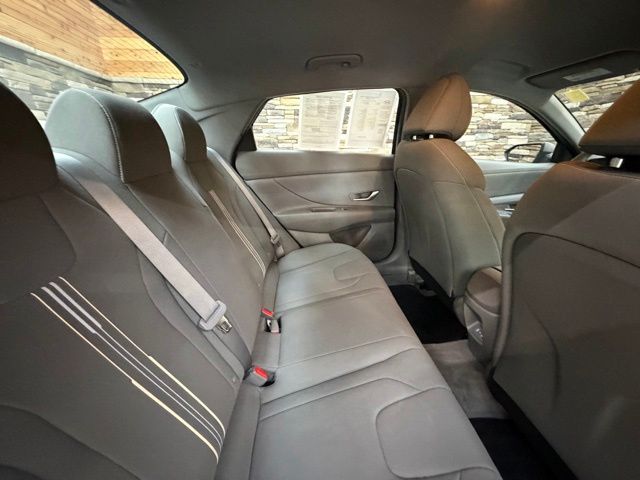 2024 Hyundai Elantra SEL - Photo 29
