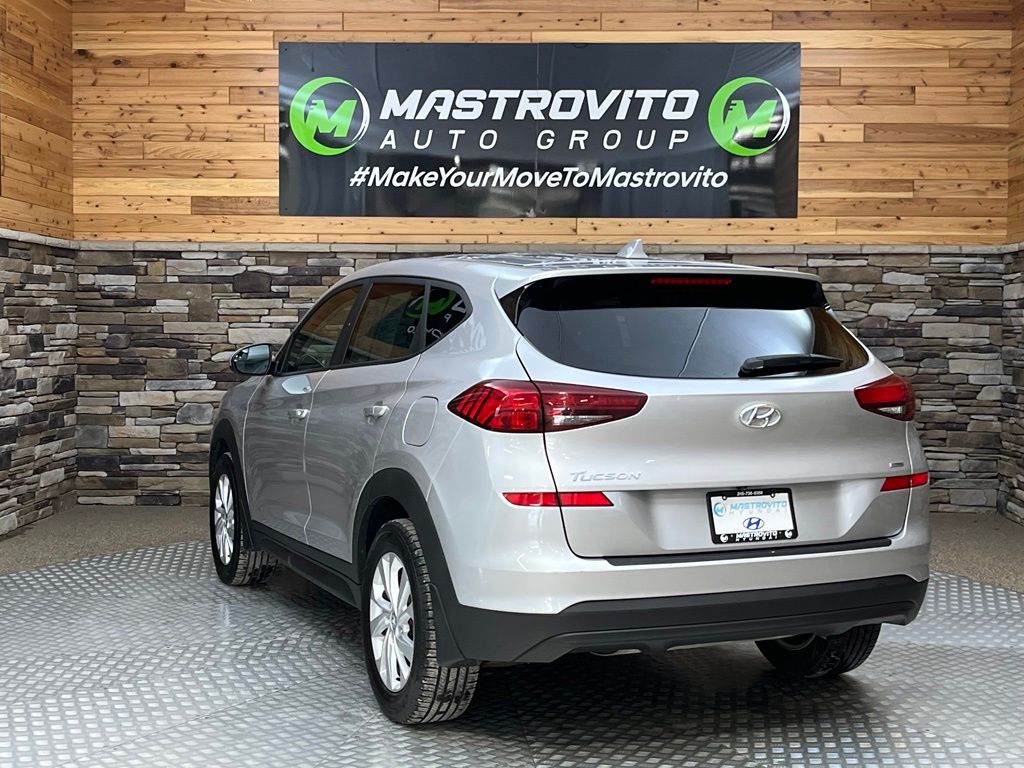 2020 Hyundai Tucson SE - Photo 18
