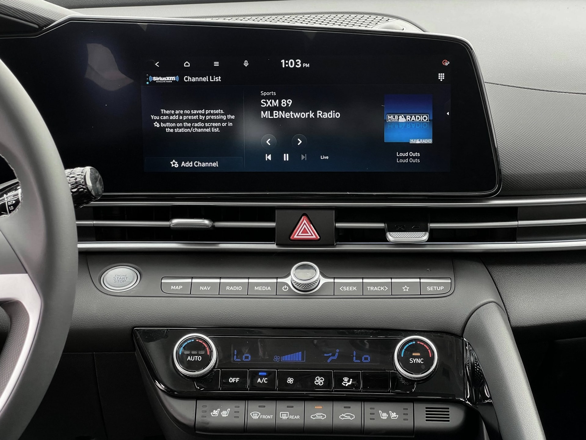 2025 Hyundai Elantra Limited - Photo 19