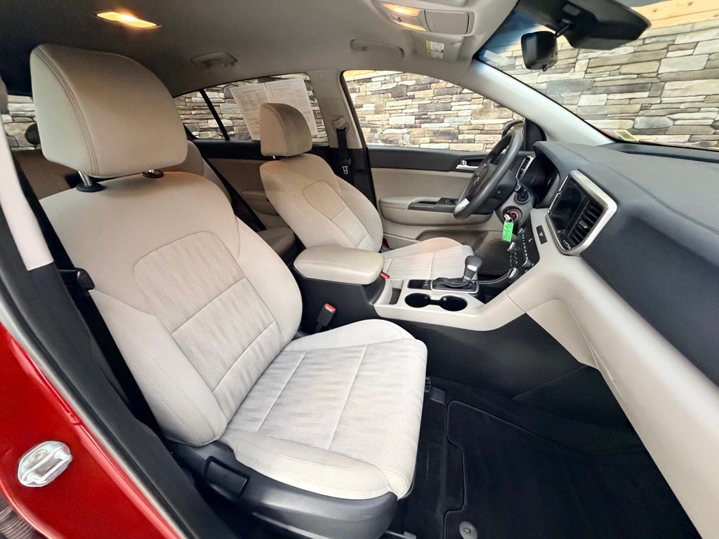 2020 Kia Sportage LX - Photo 30