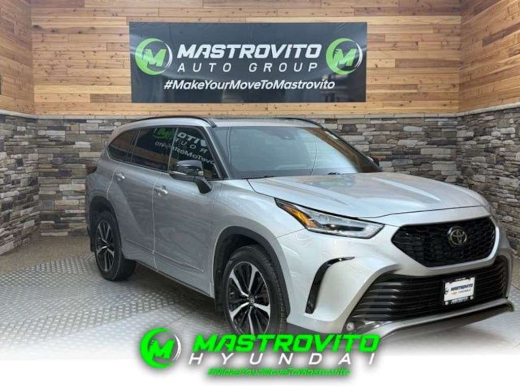 Used 2022 Toyota Highlander XSE SUV