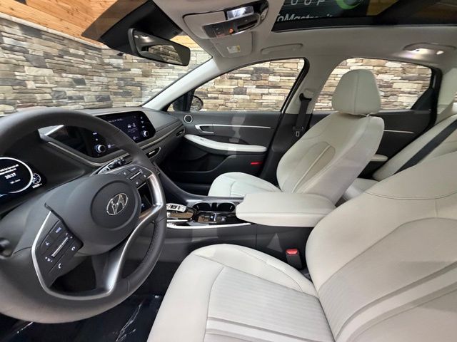 2022 Hyundai Sonata SEL - Photo 13