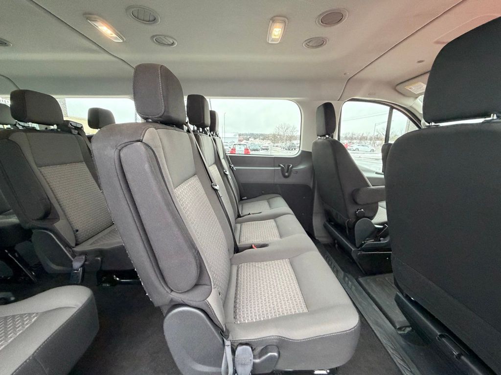 2023 Ford Transit Passenger Van XLT - Photo 23