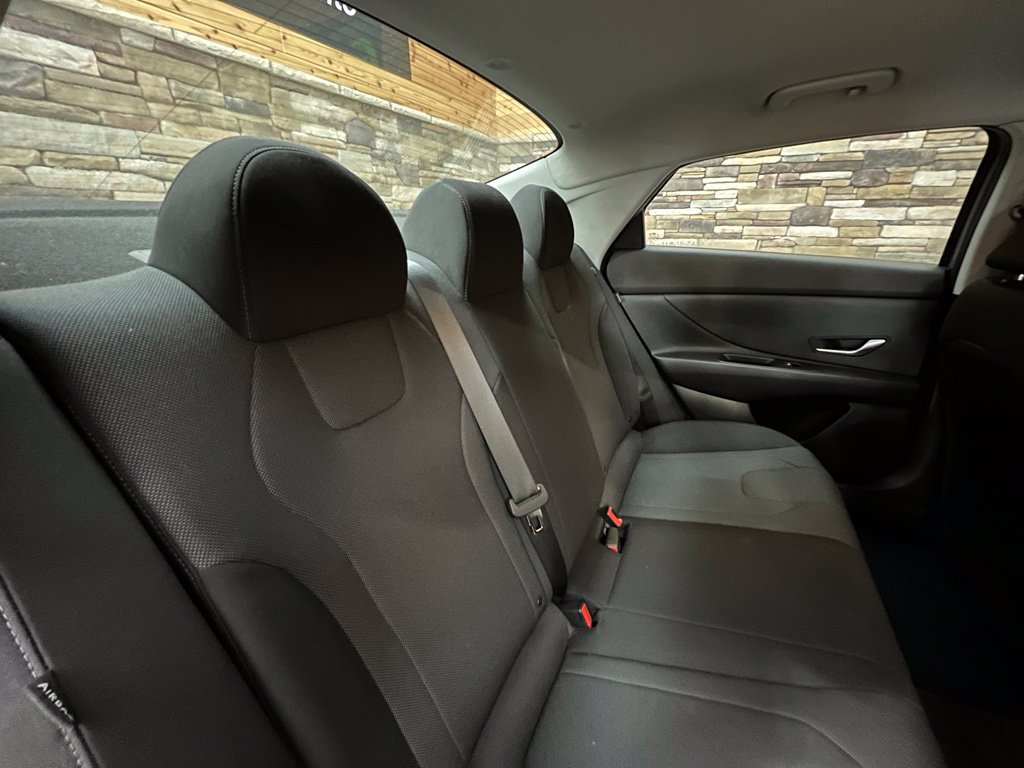 2024 Hyundai Elantra SE - Photo 42