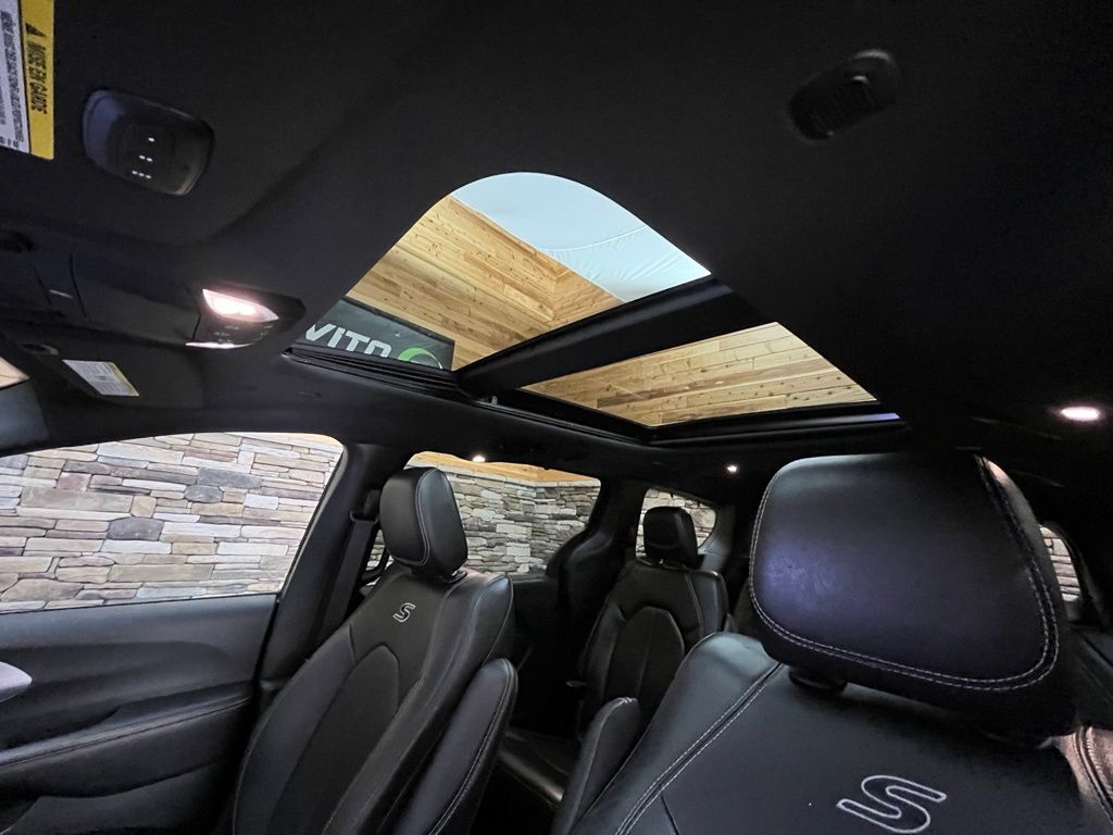 2022 Chrysler Pacifica Touring L - Photo 35