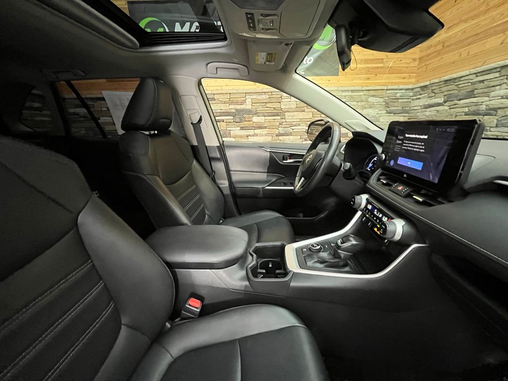 2023 Toyota RAV4 XLE Premium - Photo 29