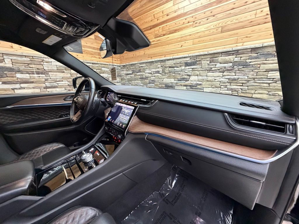 2022 Jeep Grand Cherokee Summit - Photo 13