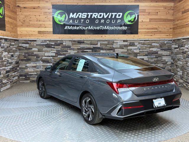 2024 Hyundai Elantra SEL - Photo 7