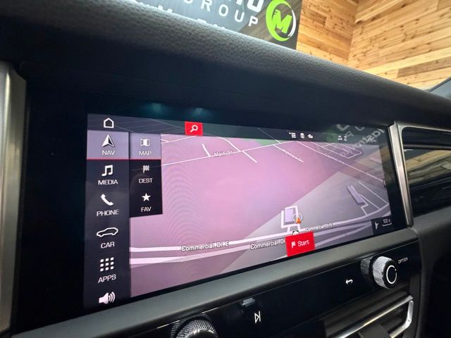 2023 Porsche Macan Base - Photo 21