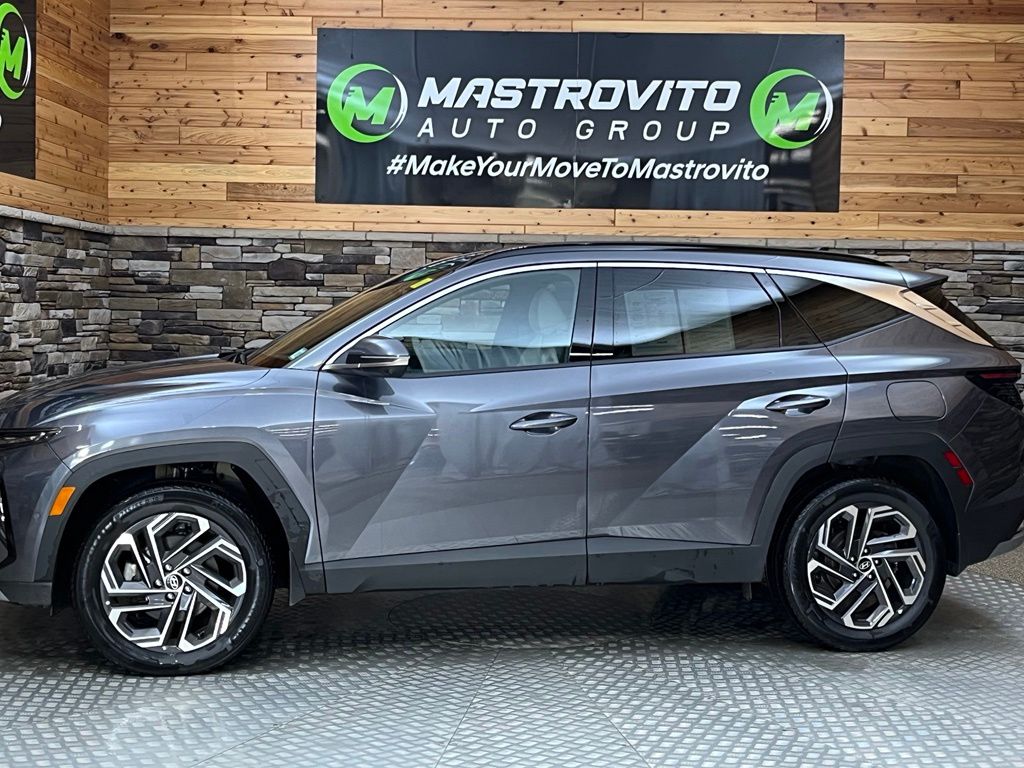 2025 Hyundai Tucson Limited - Photo 15
