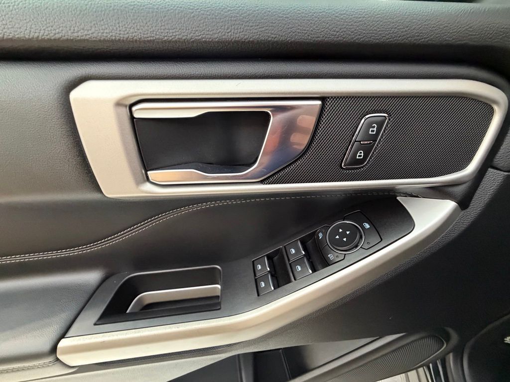 2020 Ford Explorer XLT - Photo 39