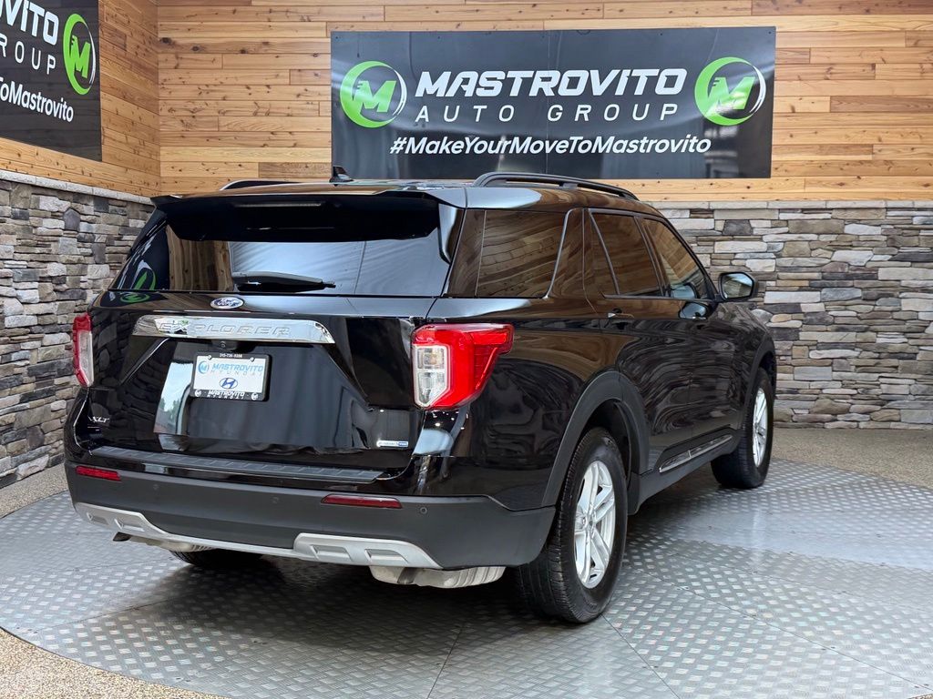 2020 Ford Explorer XLT - Photo 18