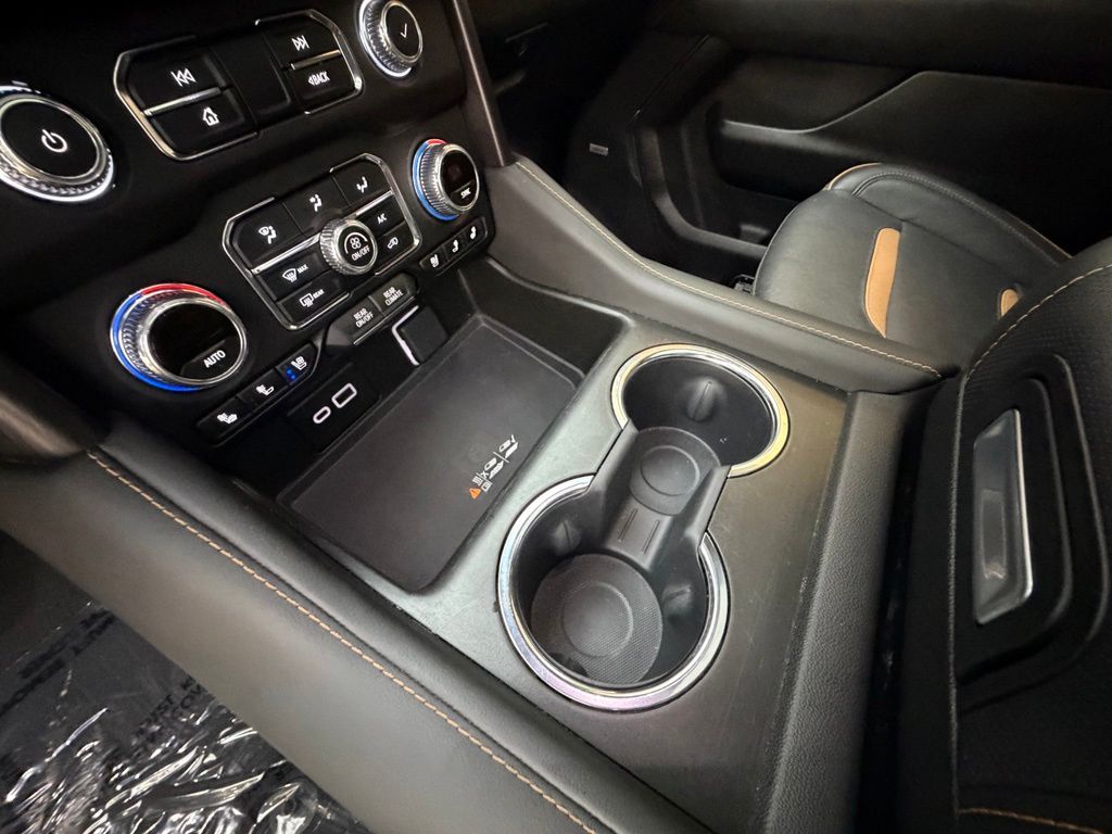 2023 GMC Yukon XL AT4 - Photo 38