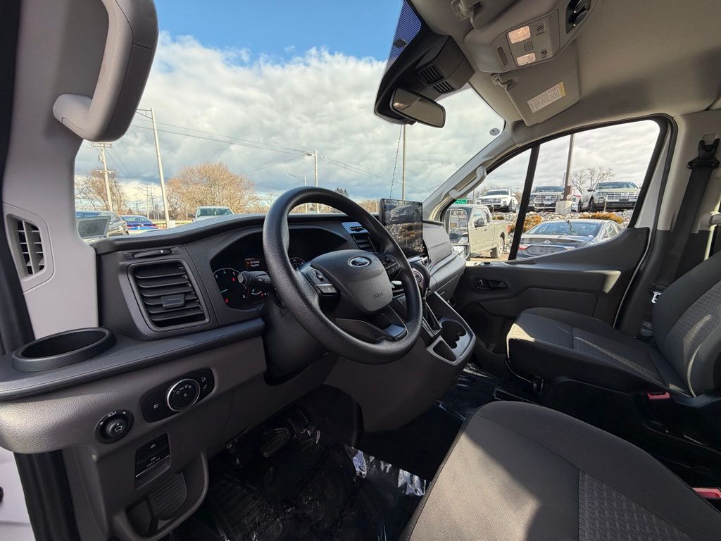 2023 Ford Transit Passenger Van XLT - Photo 9