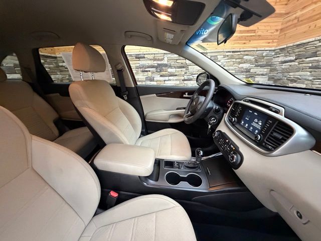 2018 Kia Sorento LX - Photo 14