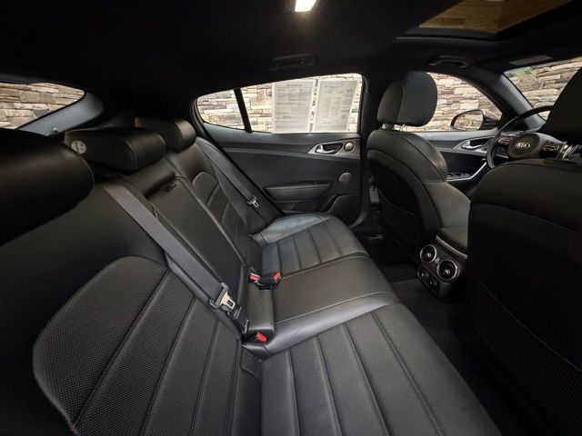 2018 Kia Stinger GT2 - Photo 34