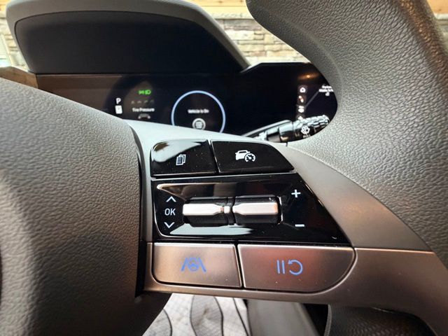 2024 Hyundai Elantra SEL - Photo 26