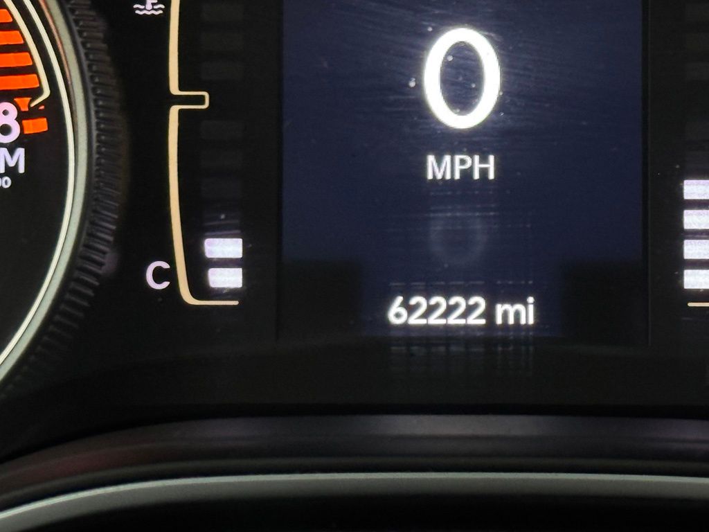 2019 Jeep Cherokee Latitude Plus - Photo 21