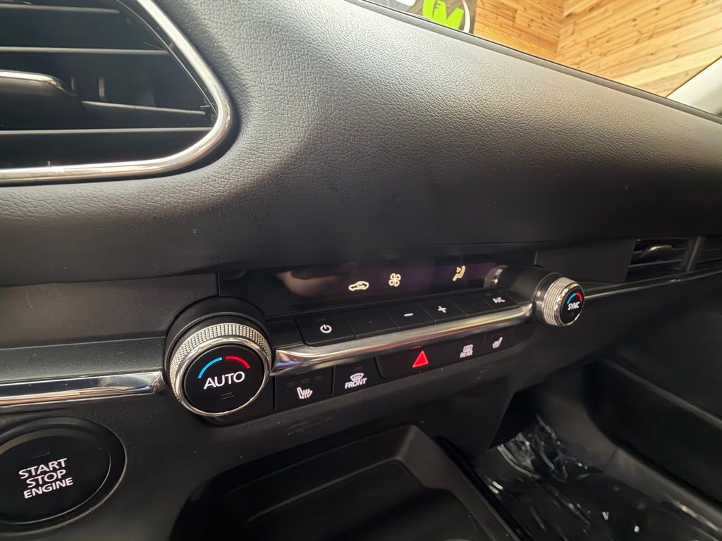 2023 Mazda CX-30 Carbon Edition - Photo 24