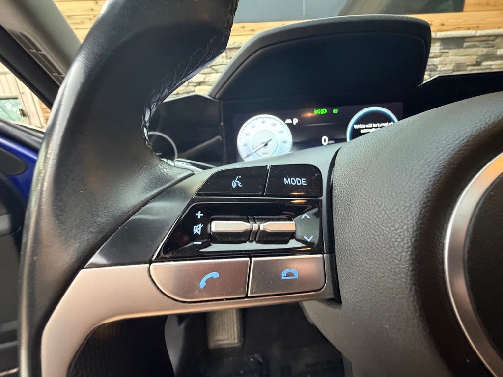 2023 Hyundai Elantra Limited - Photo 46