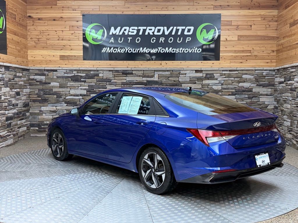 2023 Hyundai Elantra Limited - Photo 24