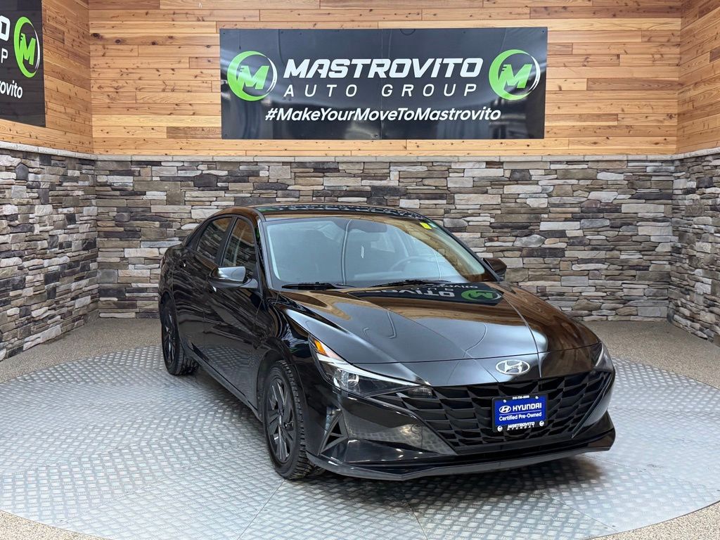 Used 2023 Hyundai Elantra SEL Sedan