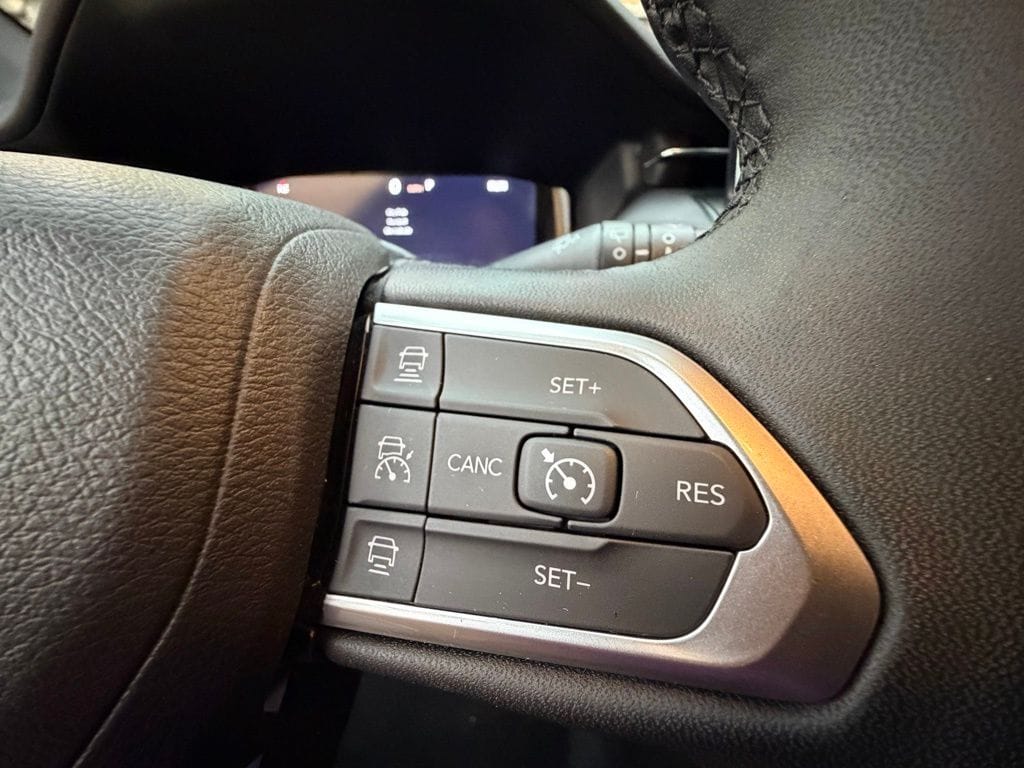 2024 Jeep Compass Limited - Photo 25