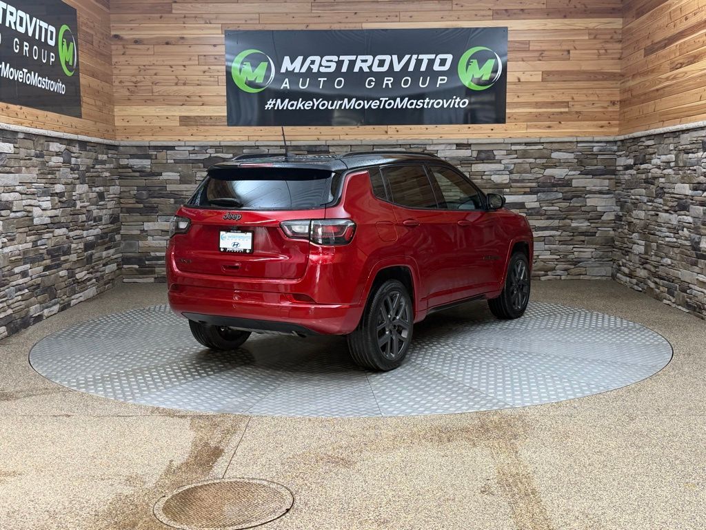 2024 Jeep Compass Limited - Photo 9