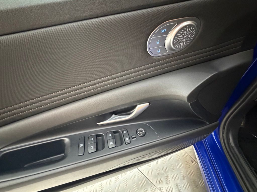 2023 Hyundai Elantra Limited - Photo 53