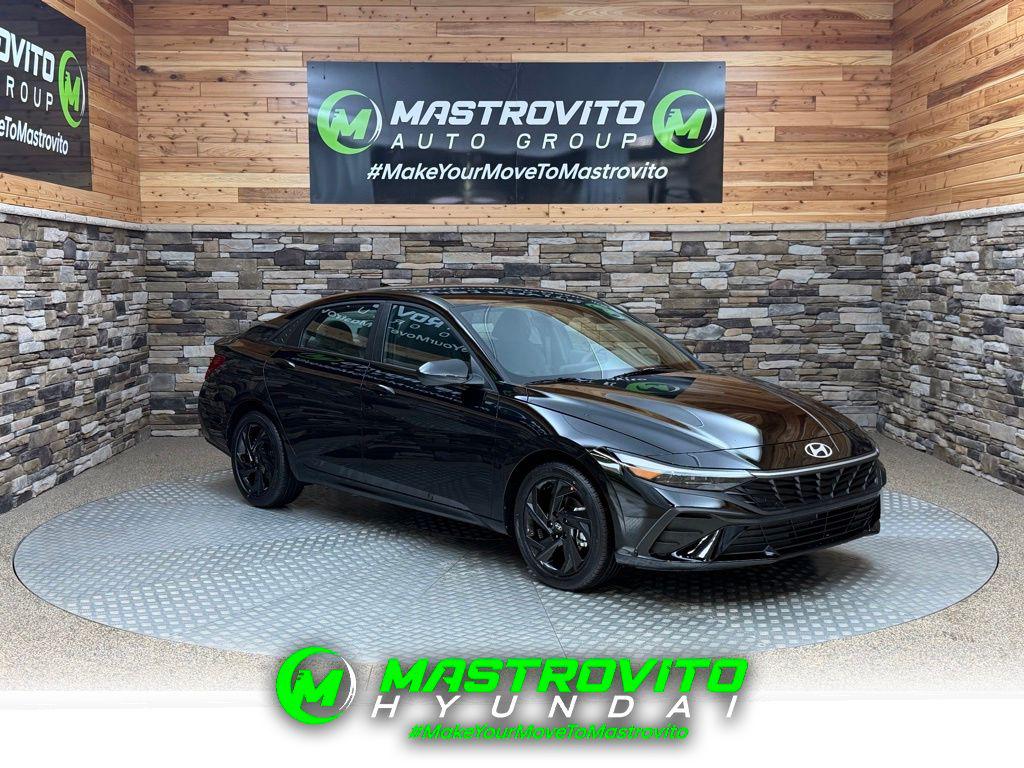 2026 Hyundai Elantra SEL's photo