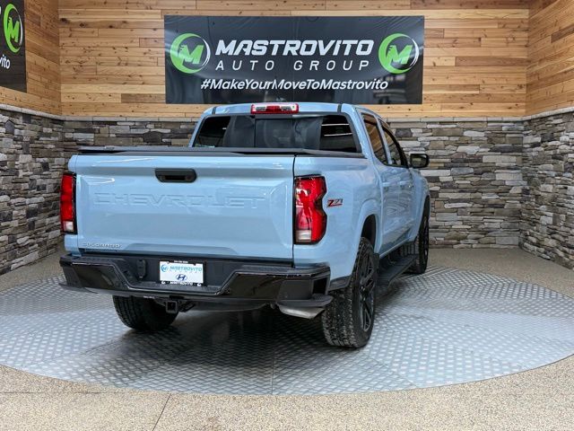 2025 Chevrolet Colorado Z71 - Photo 10