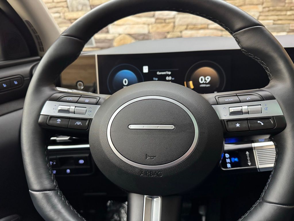 2025 Hyundai Tucson Limited - Photo 18