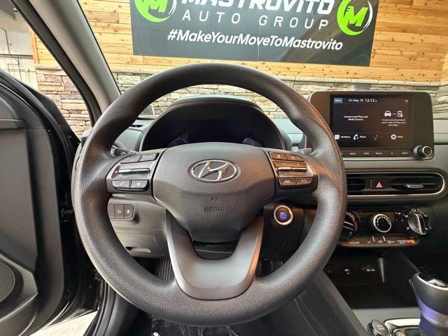2023 Hyundai Kona SEL - Photo 17