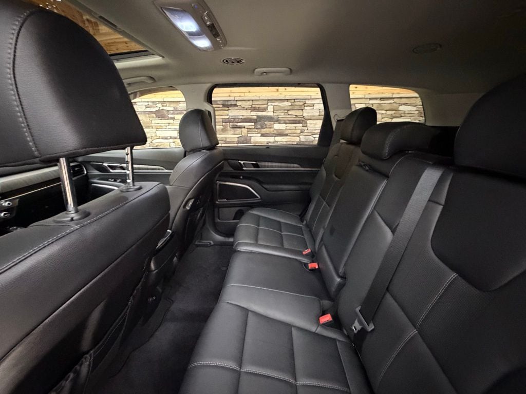 2025 Kia Telluride EX - Photo 25
