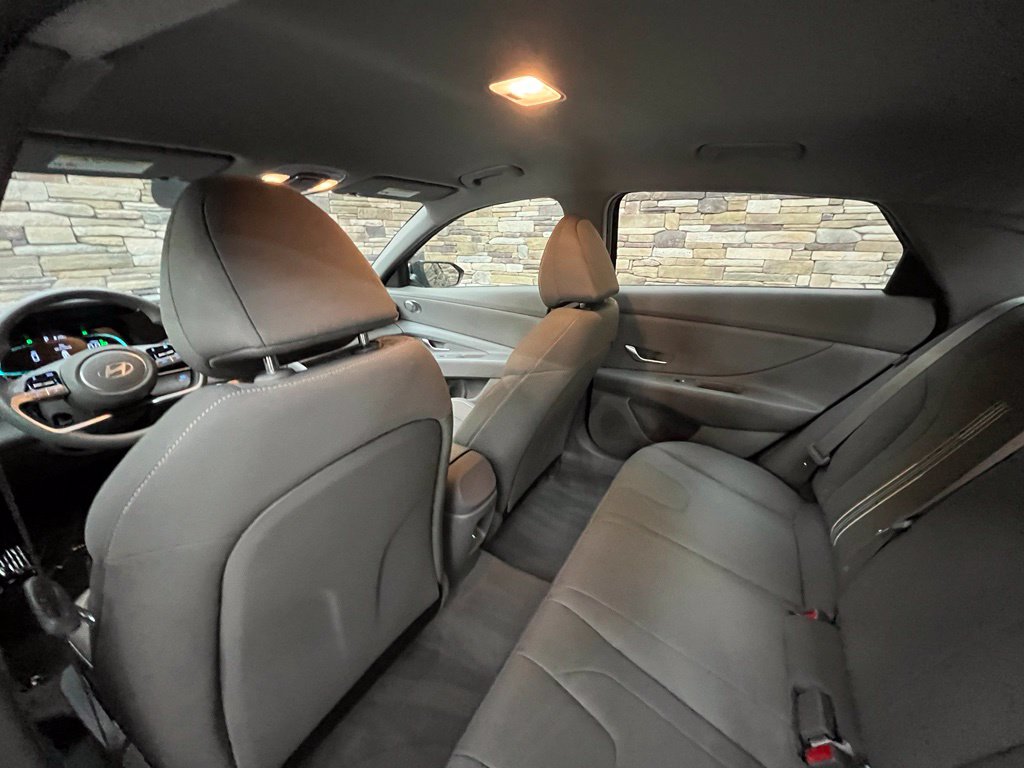 2025 Hyundai Elantra Blue - Photo 35