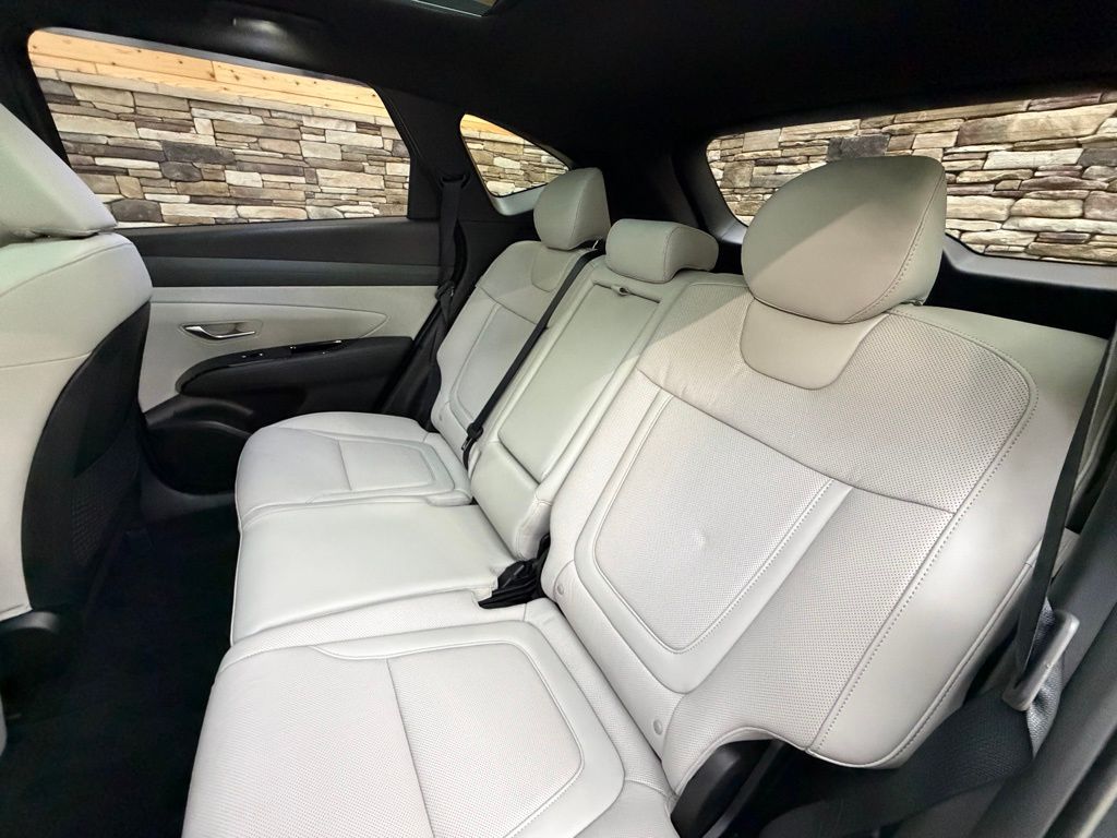 2025 Hyundai Tucson Limited - Photo 30