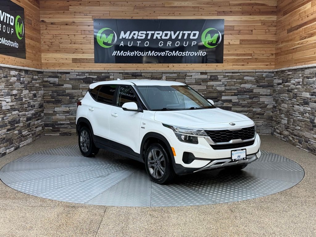 Used 2021 Kia Seltos LX SUV