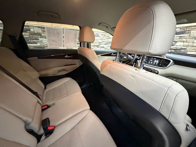 2018 Kia Sorento LX - Photo 28
